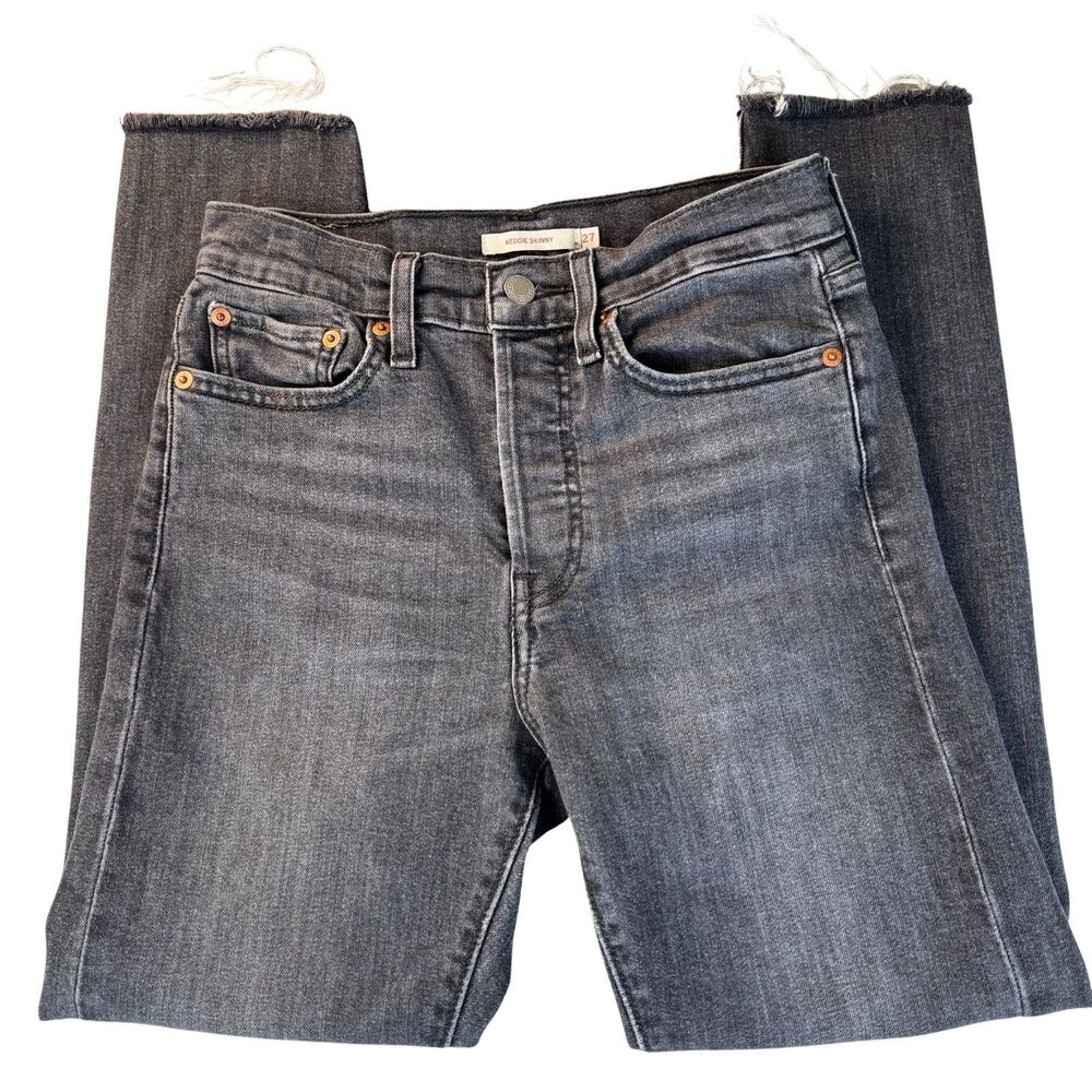 Levi’s Wedgie Jeans Women's 27 x 26 Faded Black Button Fly Raw Fray Hem Stretch